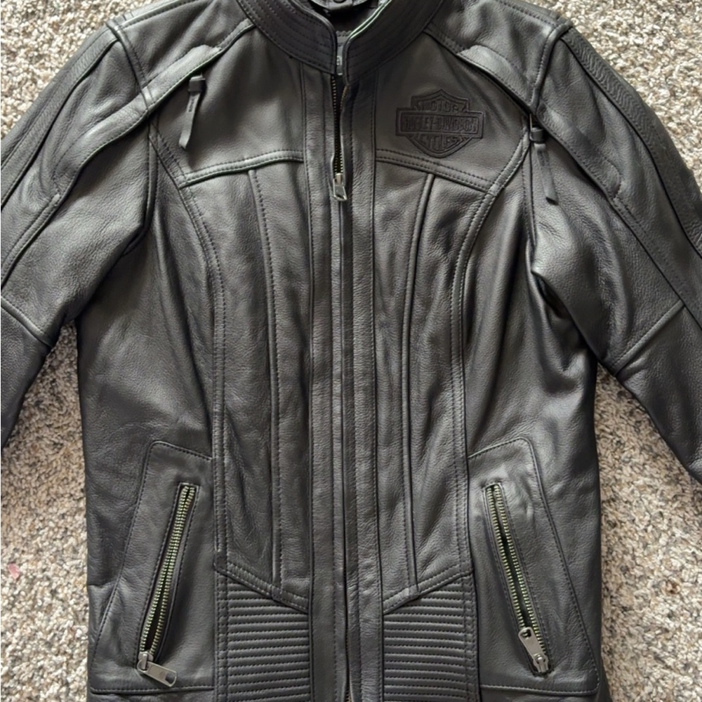 Harley-Davidson Black Leather Jacket with Skull Motif - Picture 5 of 5